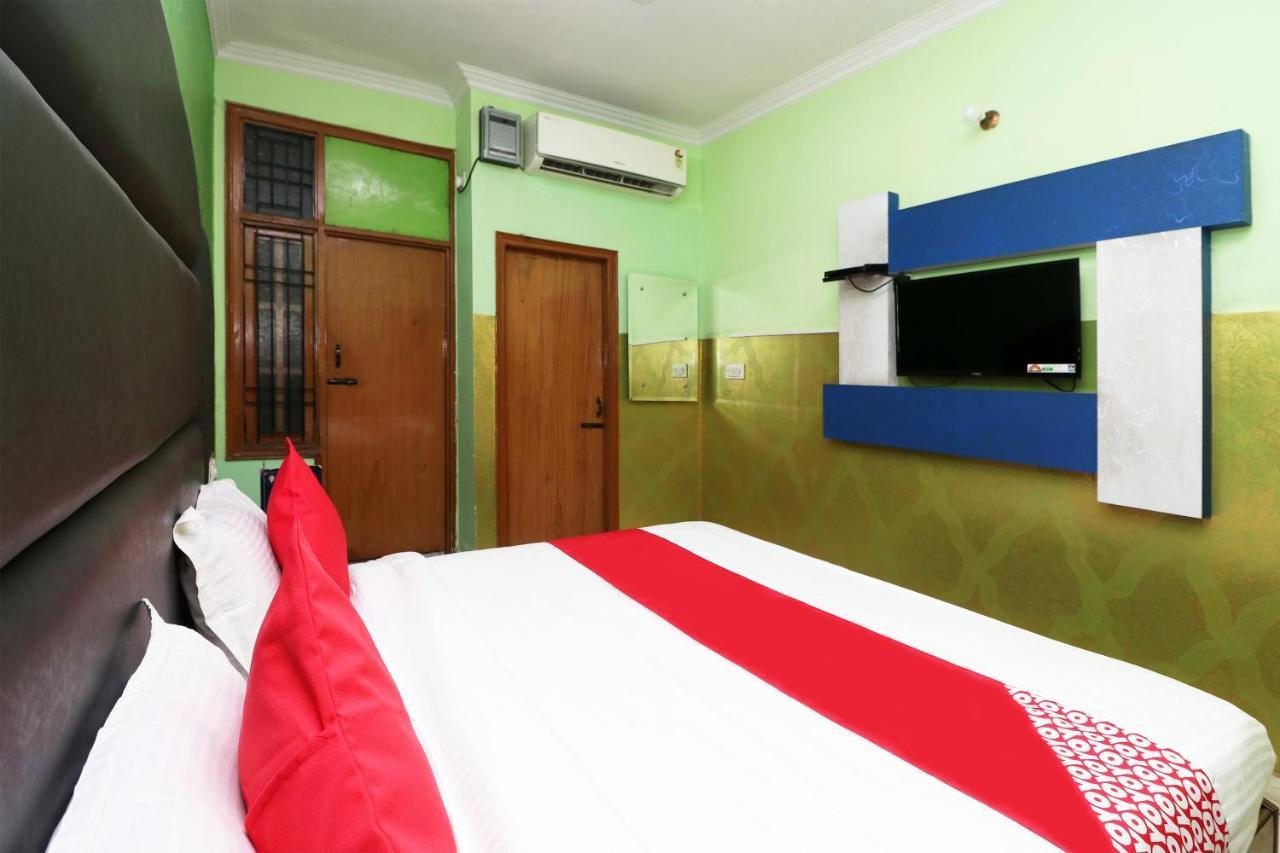 Oyo 29304 Hotel Pooja Yamunānagar エクステリア 写真