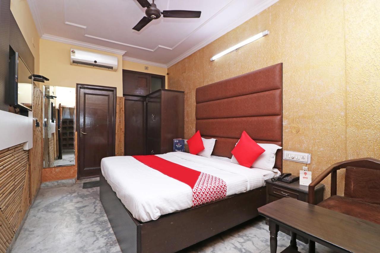 Oyo 29304 Hotel Pooja Yamunānagar エクステリア 写真