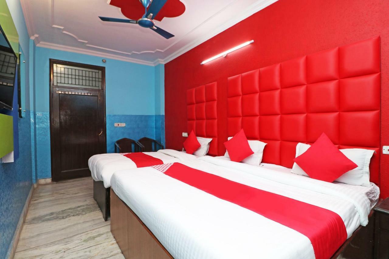 Oyo 29304 Hotel Pooja Yamunānagar エクステリア 写真