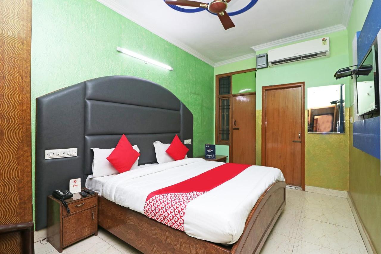 Oyo 29304 Hotel Pooja Yamunānagar エクステリア 写真
