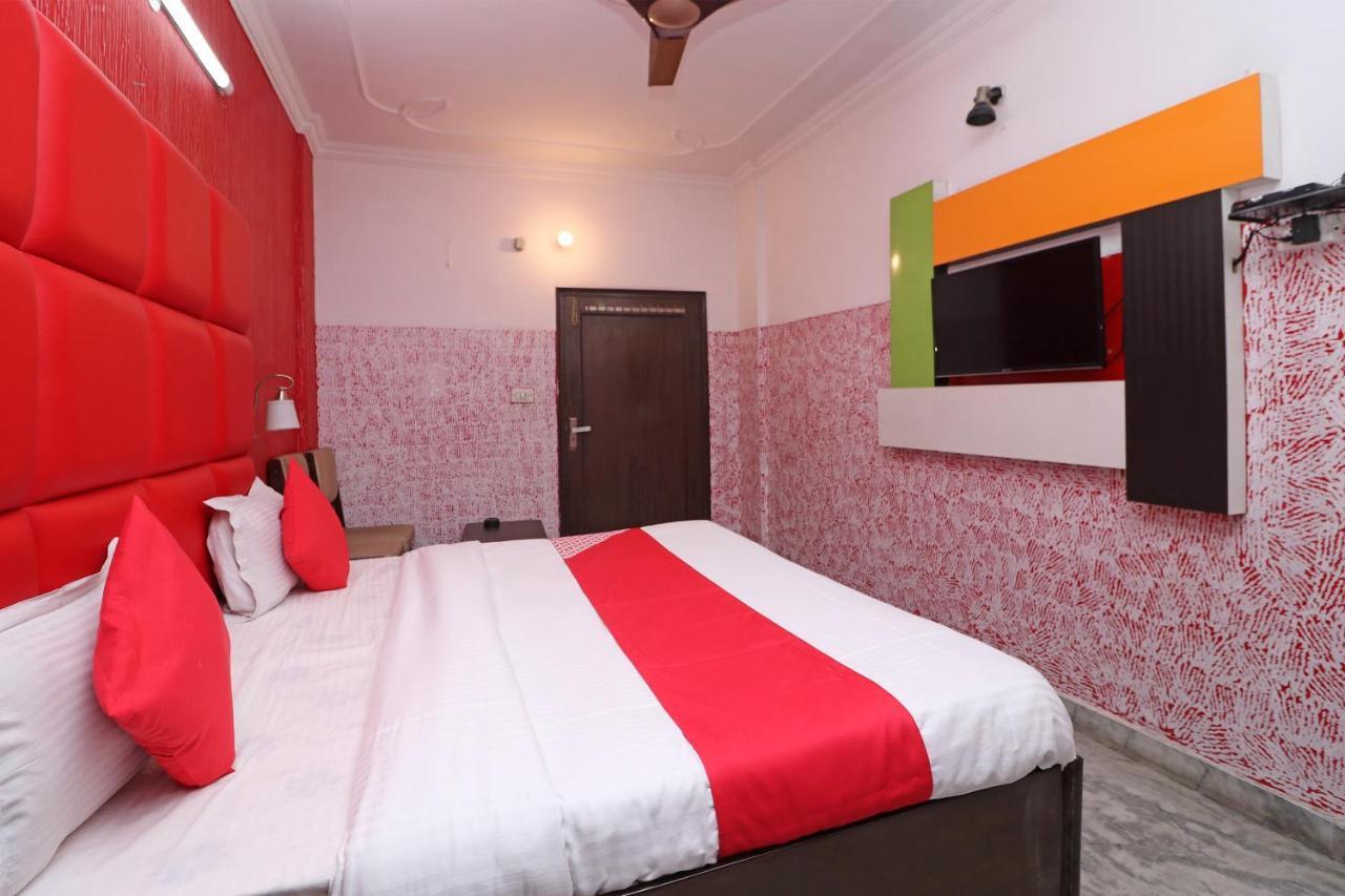 Oyo 29304 Hotel Pooja Yamunānagar エクステリア 写真